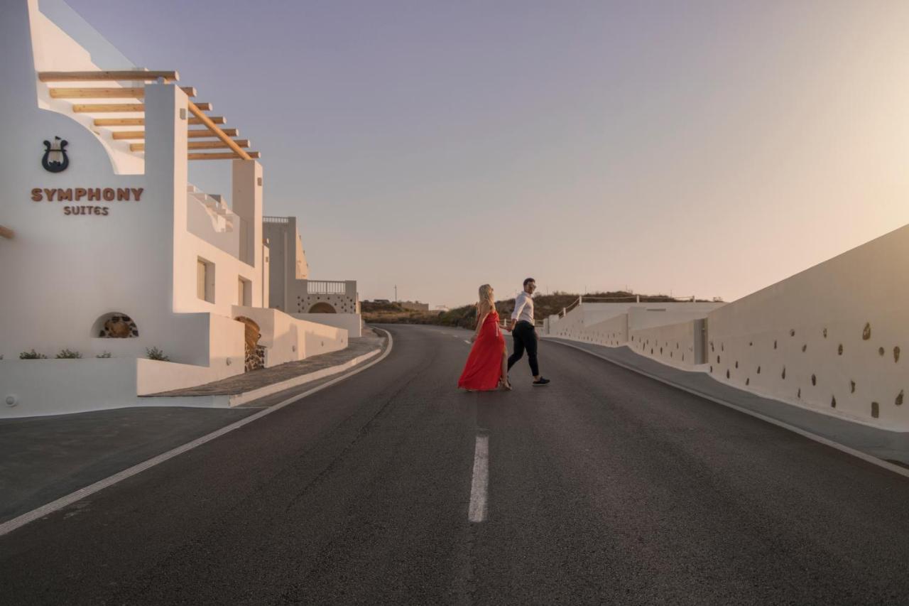 Symphony Suites Santorini Pyrgos Kallistis Екстер'єр фото