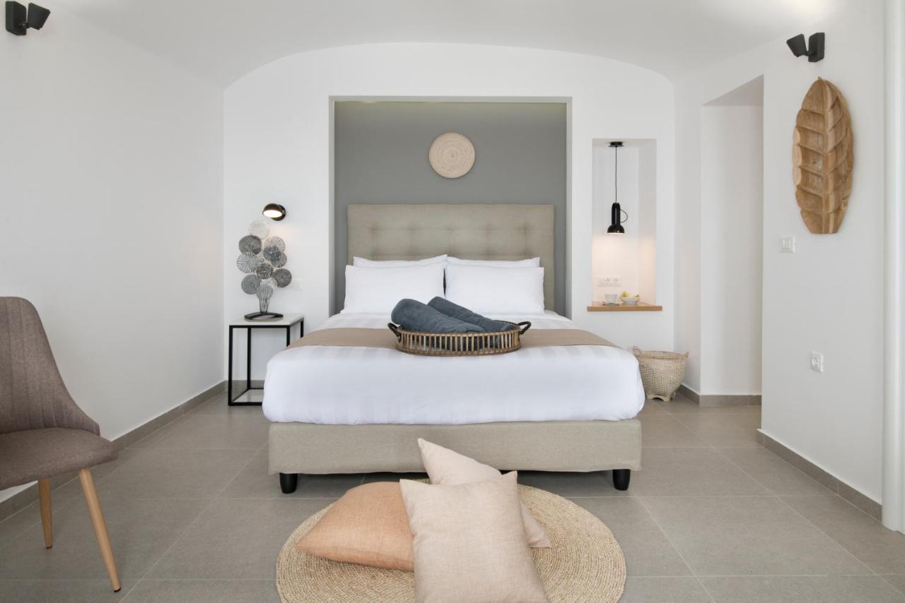 Symphony Suites Santorini Pyrgos Kallistis Екстер'єр фото