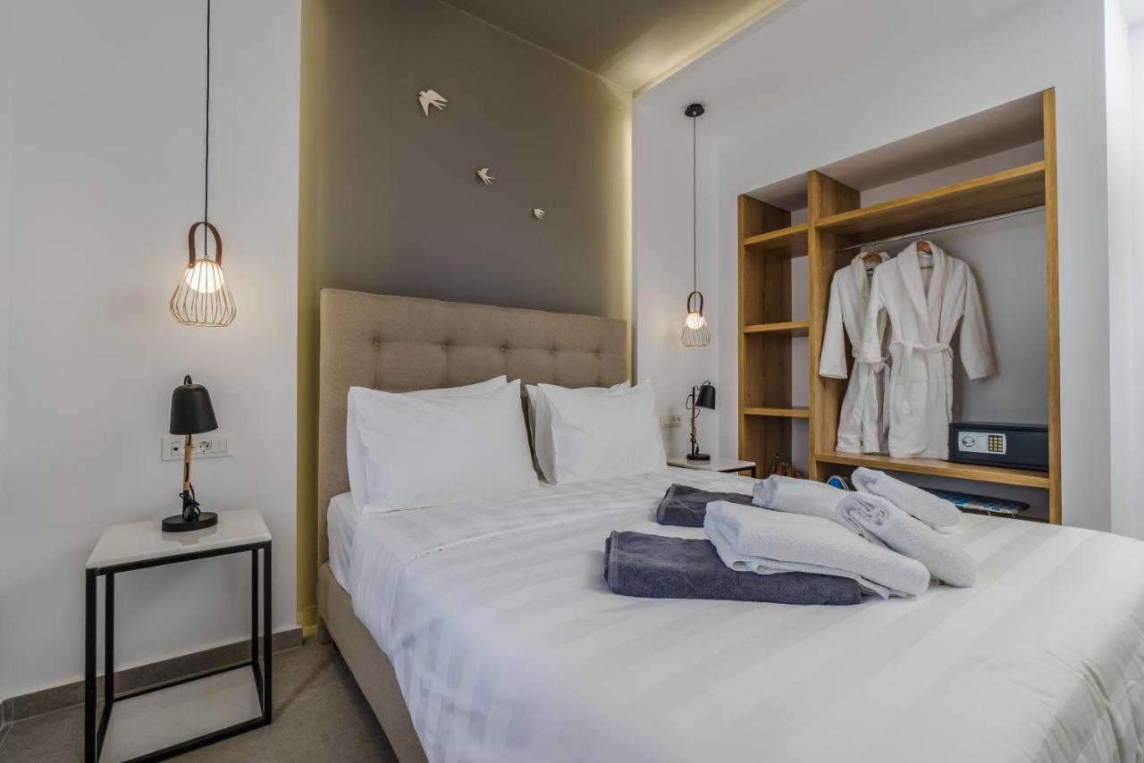 Symphony Suites Santorini Pyrgos Kallistis Екстер'єр фото