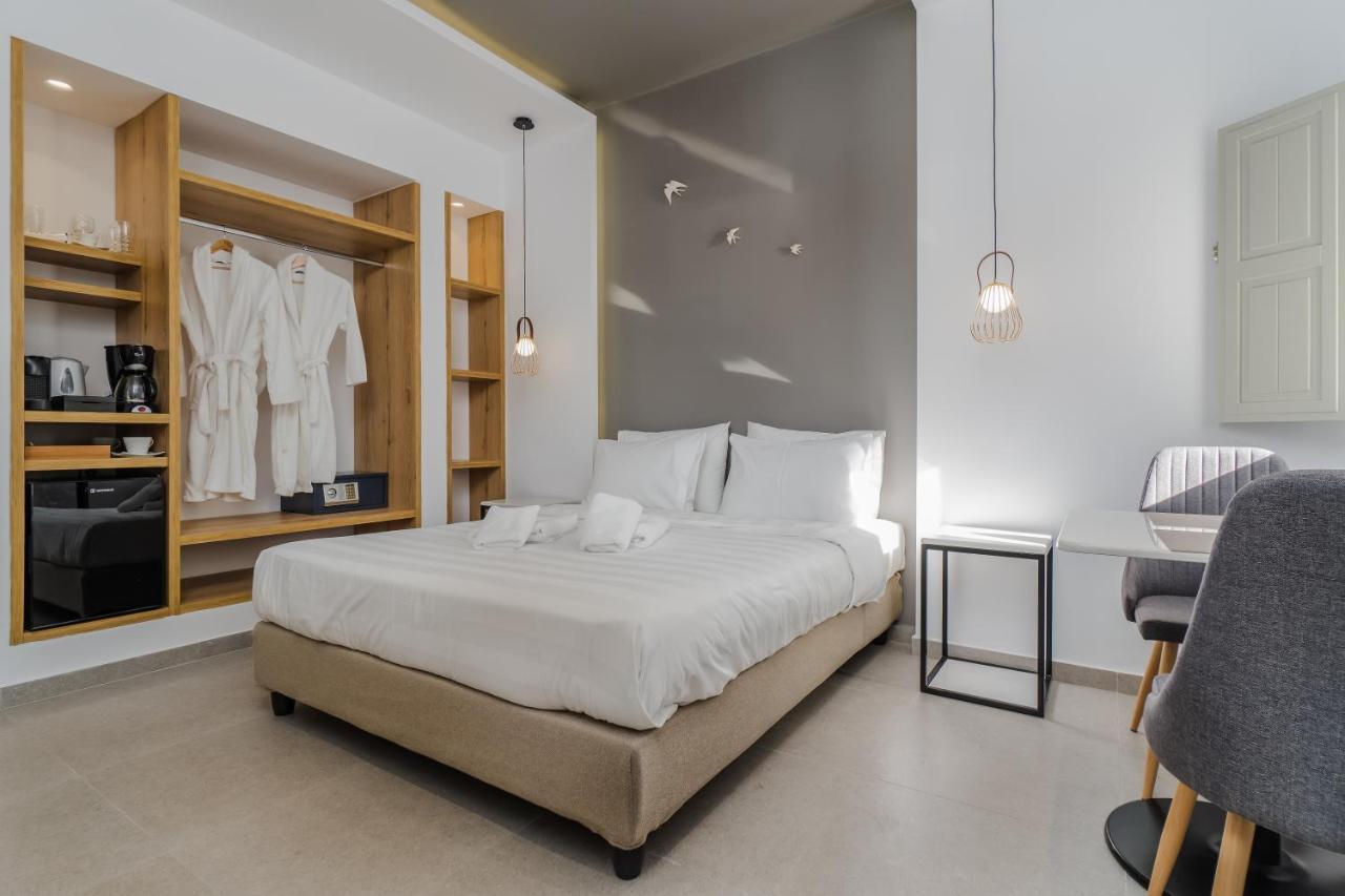 Symphony Suites Santorini Pyrgos Kallistis Номер фото